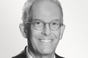 Professor Steven Wexner